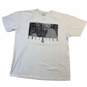 Ecko Unlimited White and Black Graphic Tee XXL